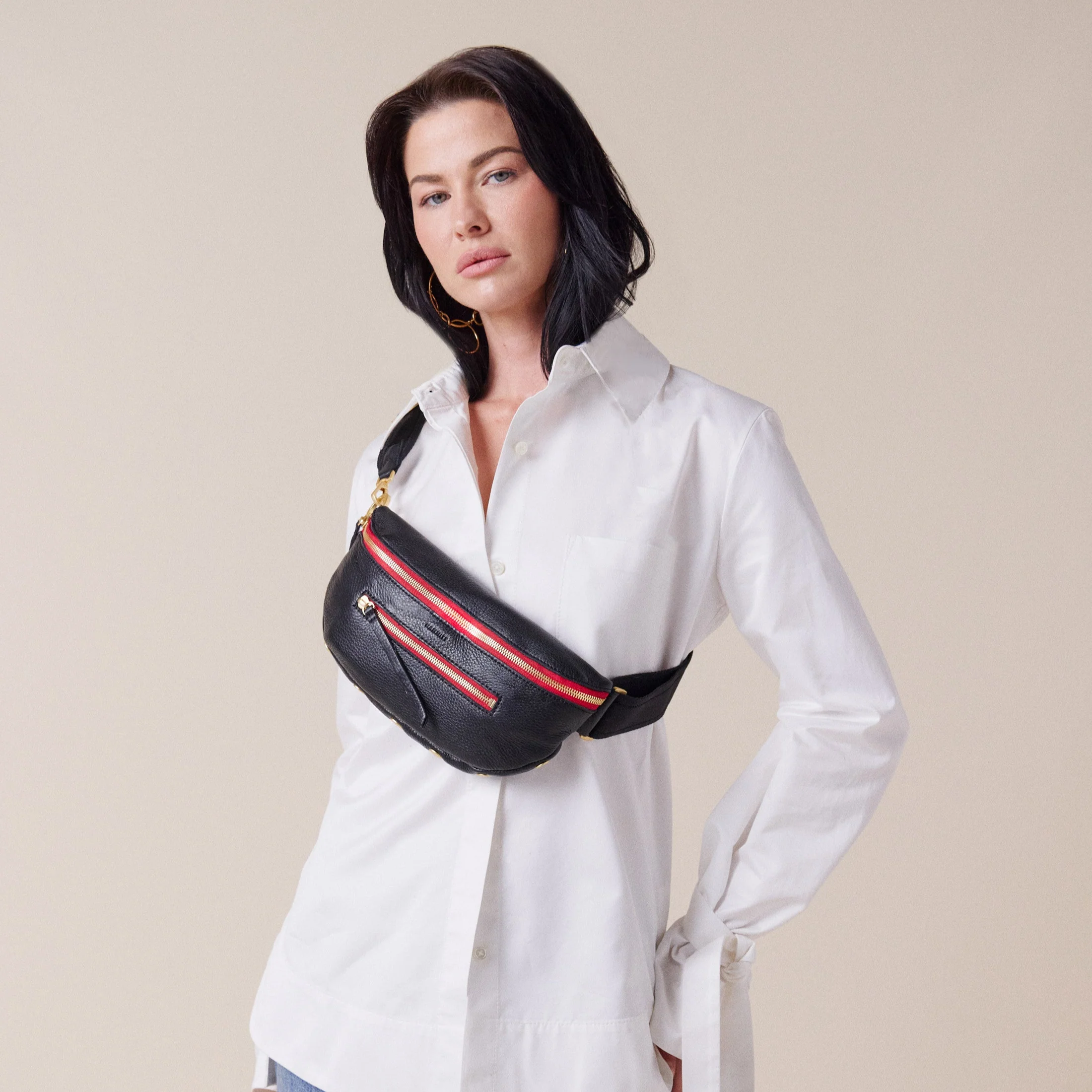 Charles Crossbody | Black/Brushed Gold Red Zip - Image 3