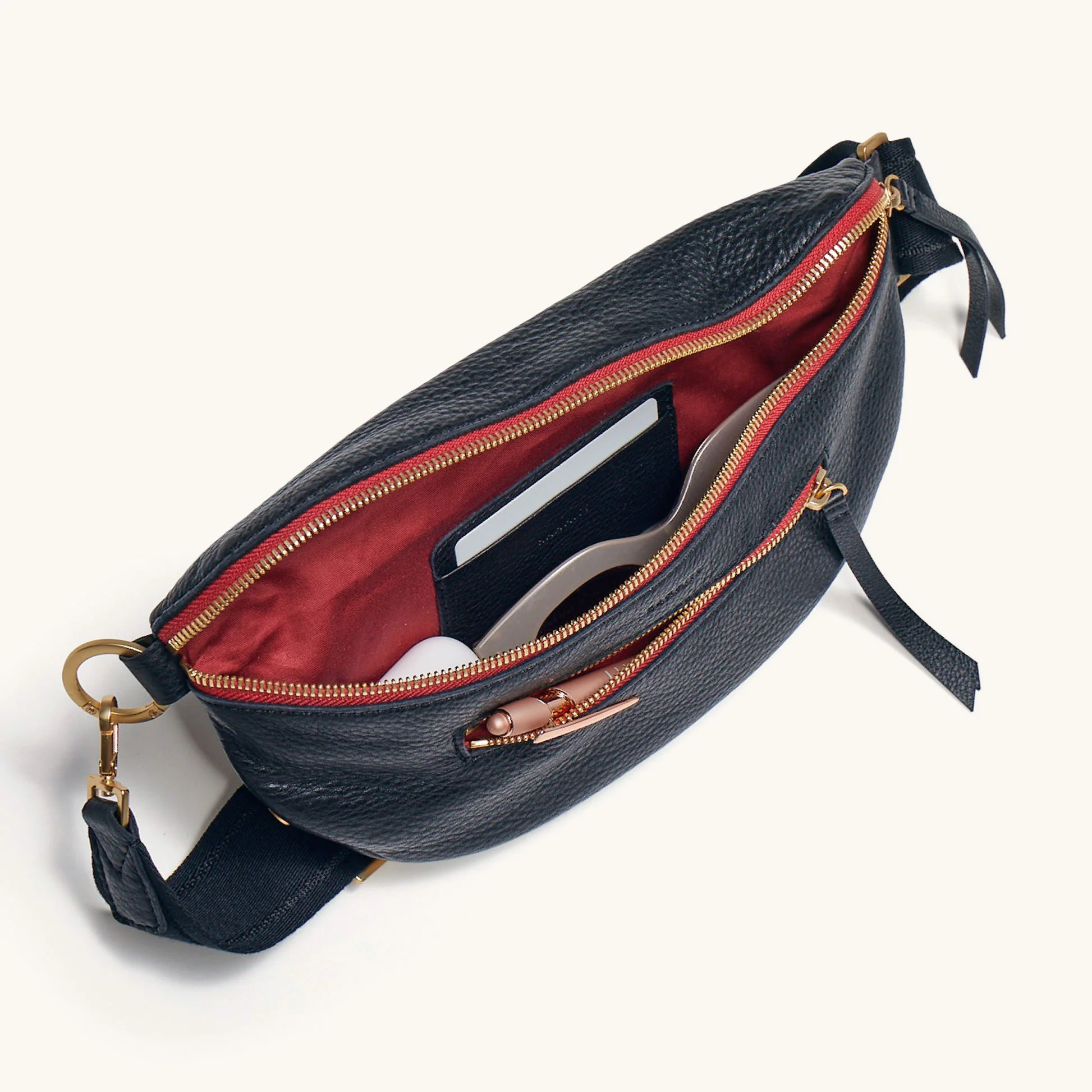 Charles Crossbody | Black/Brushed Gold Red Zip | Lrg - Image 10