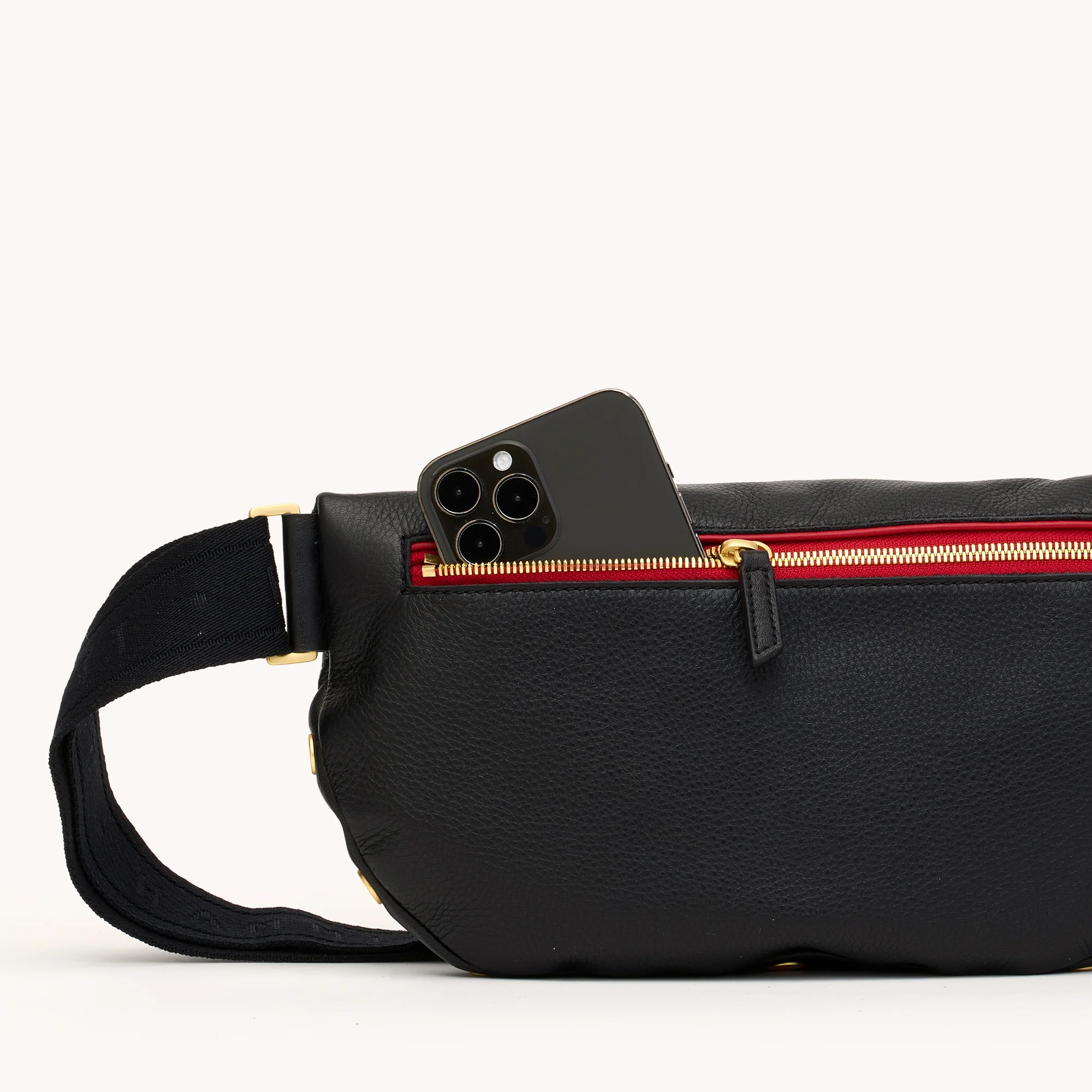 Charles Crossbody | Black/Brushed Gold Red Zip | Lrg - Image 6