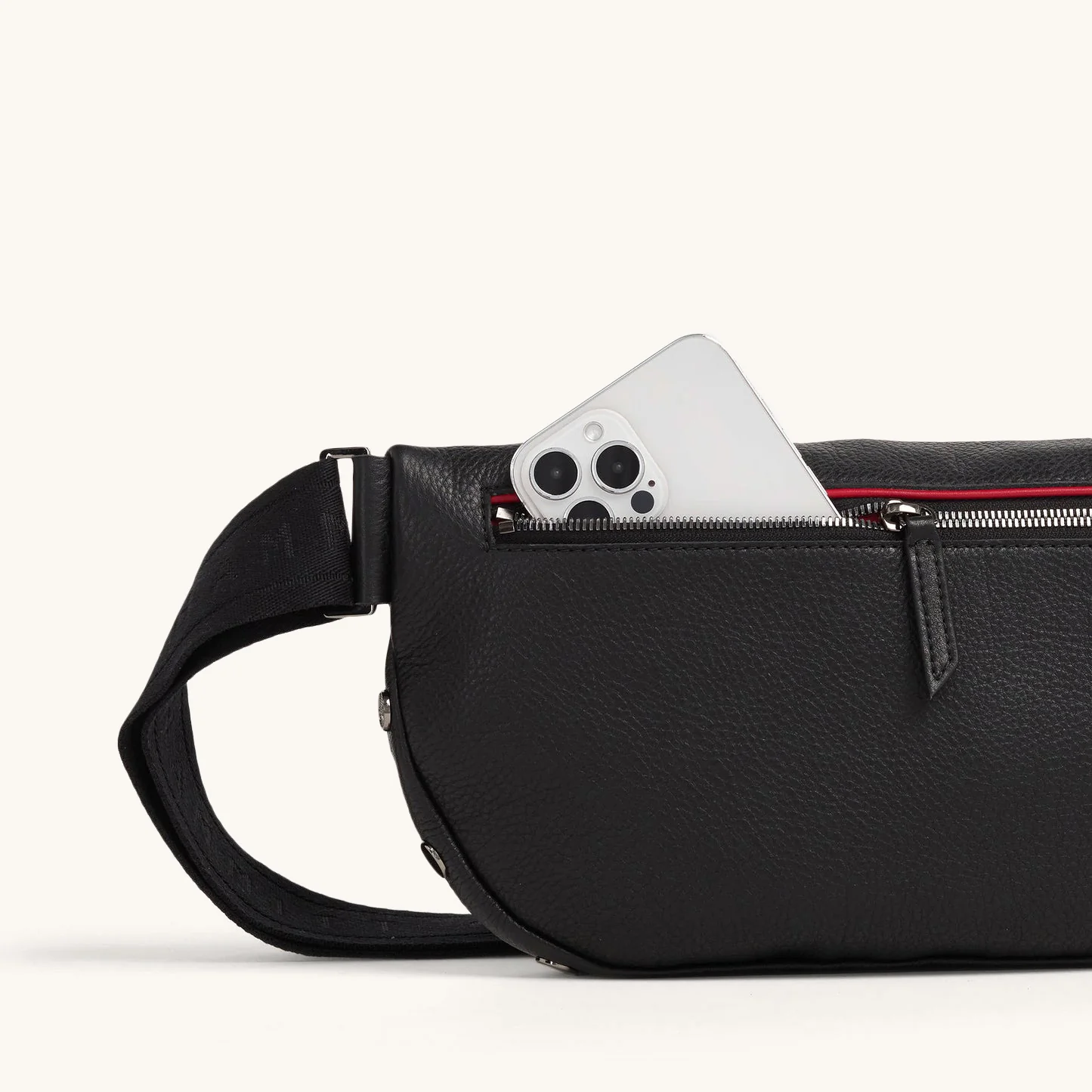 Charles Crossbody | Black/Gunmetal | Lrg - Image 4