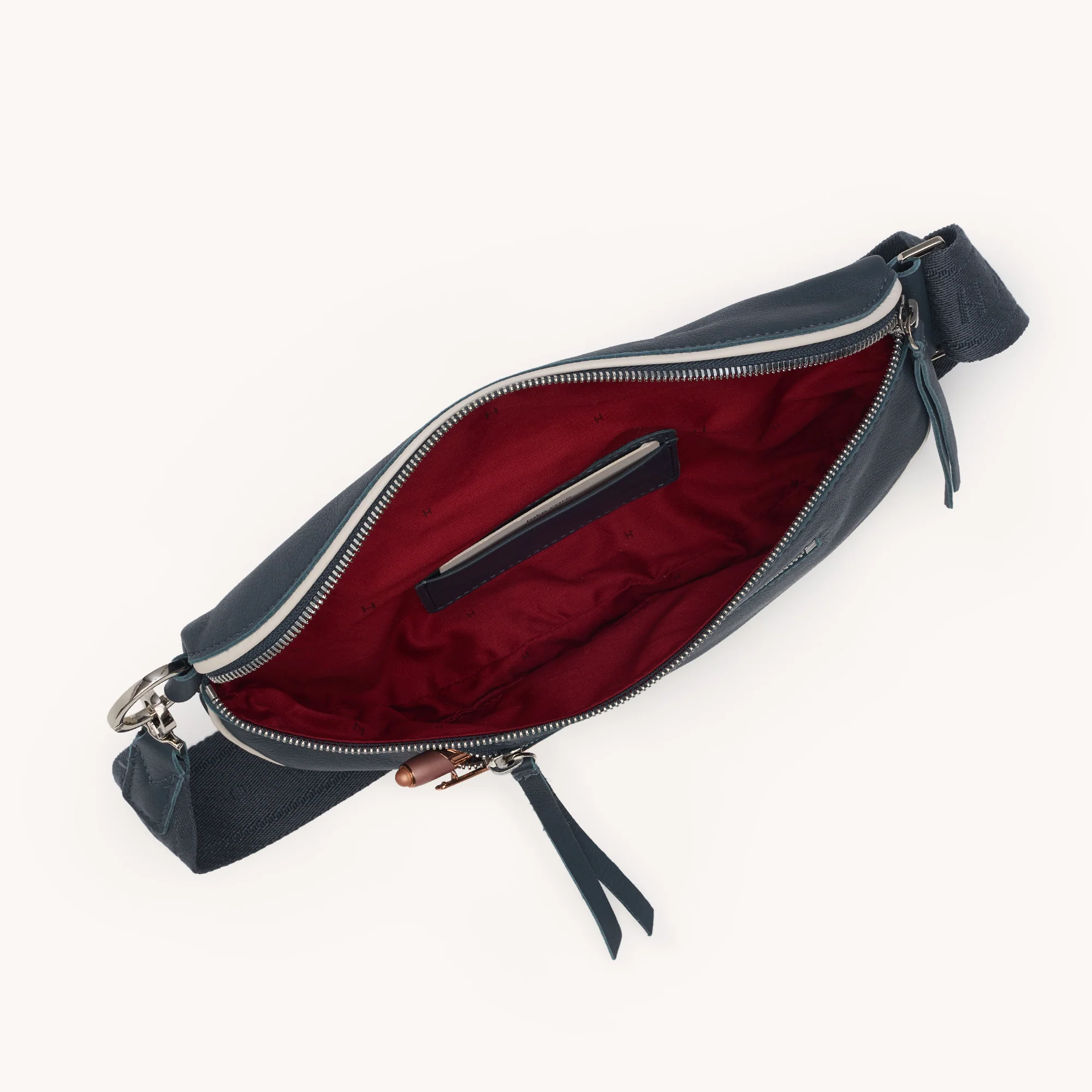 Charles Crossbody | Nautical Navy/Silver | Med - Image 9