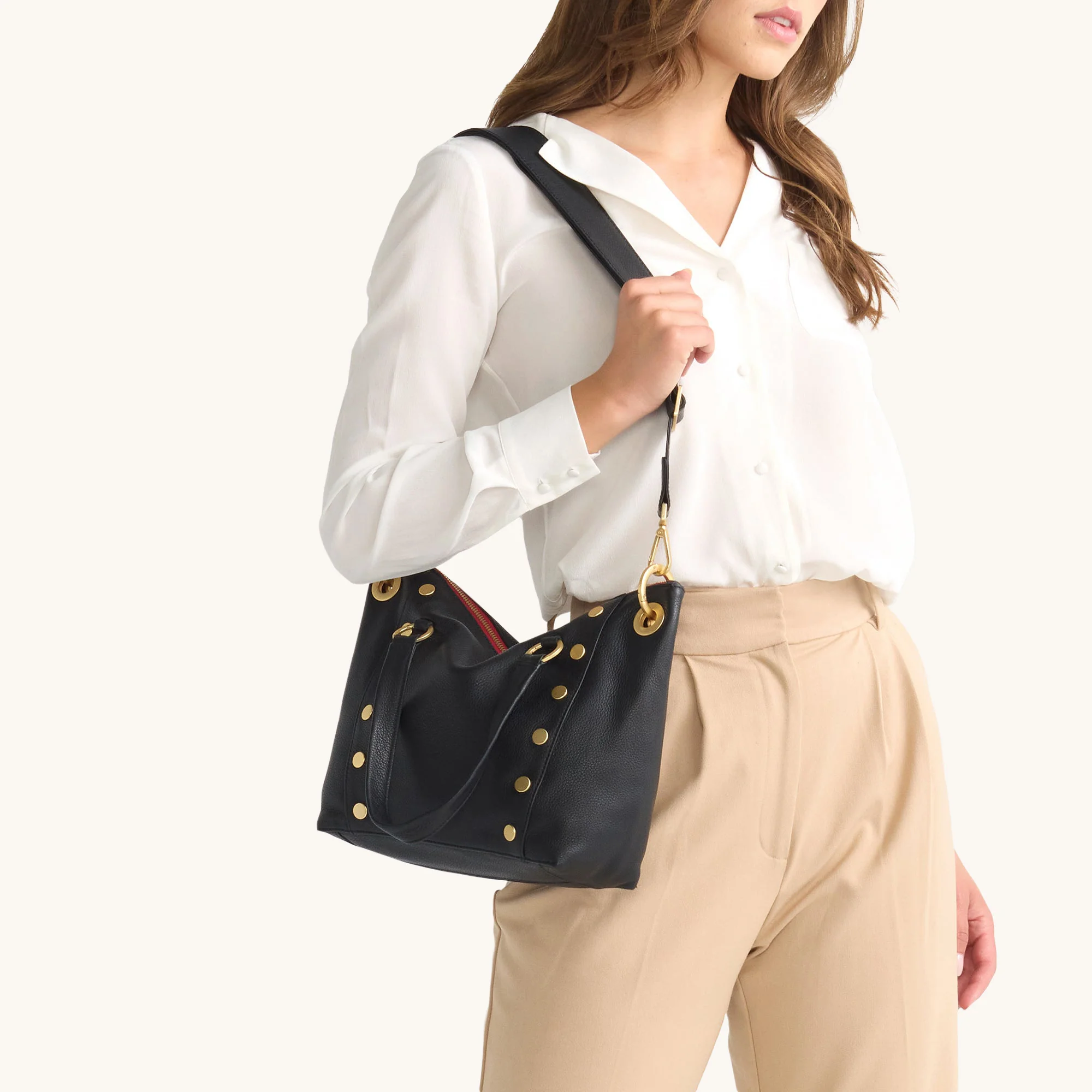 Daniel | Black/Brushed Gold Red Zip | Med - Image 11