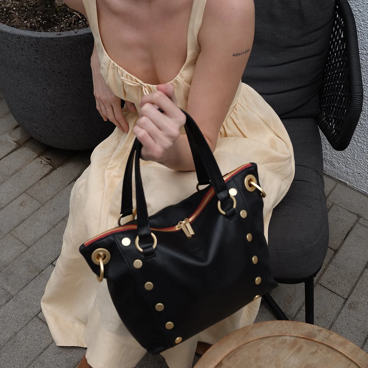 Daniel | Black/Brushed Gold Red Zip | Med - Image 3