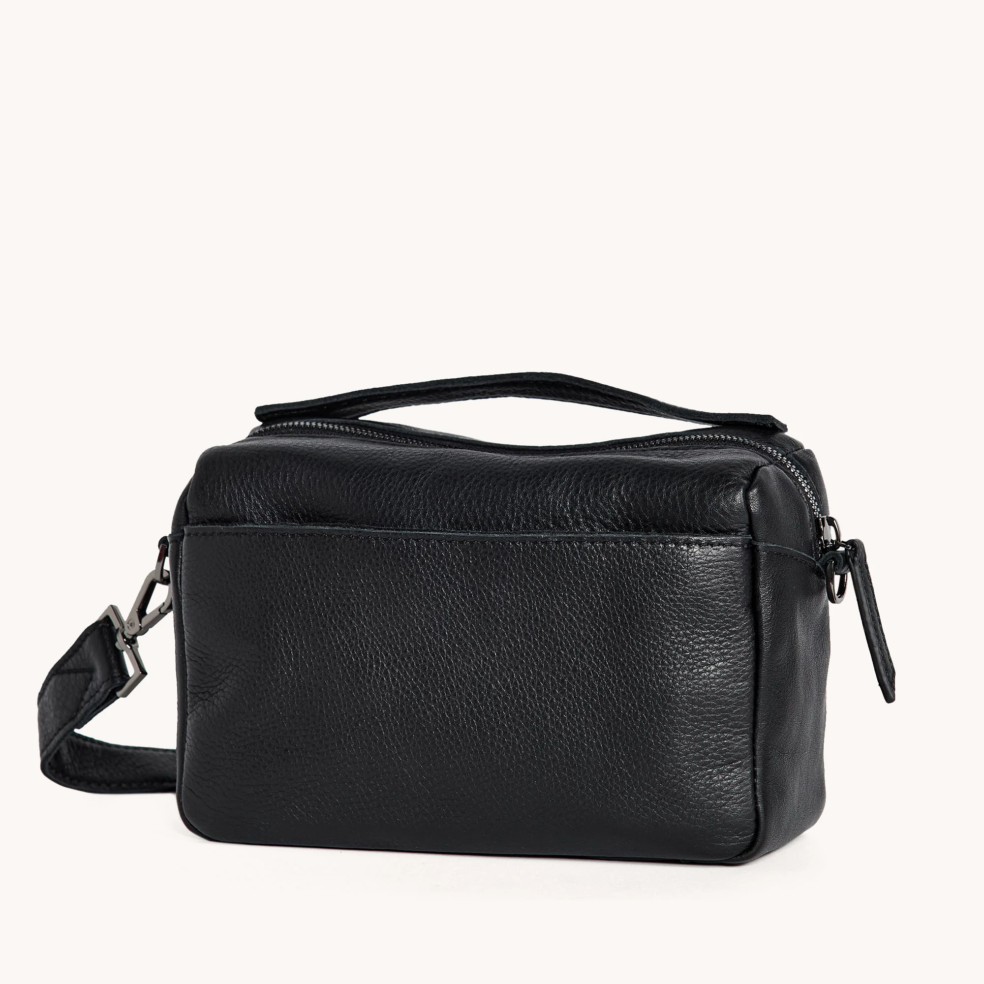 Evan Crossbody | Black/Gunmetal - Image 5