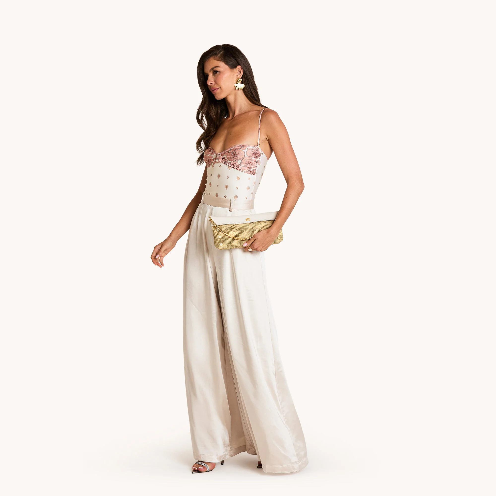 Invitation Clutch | Calla Lily White Raffia/Brushed Gold Hammered - Image 3