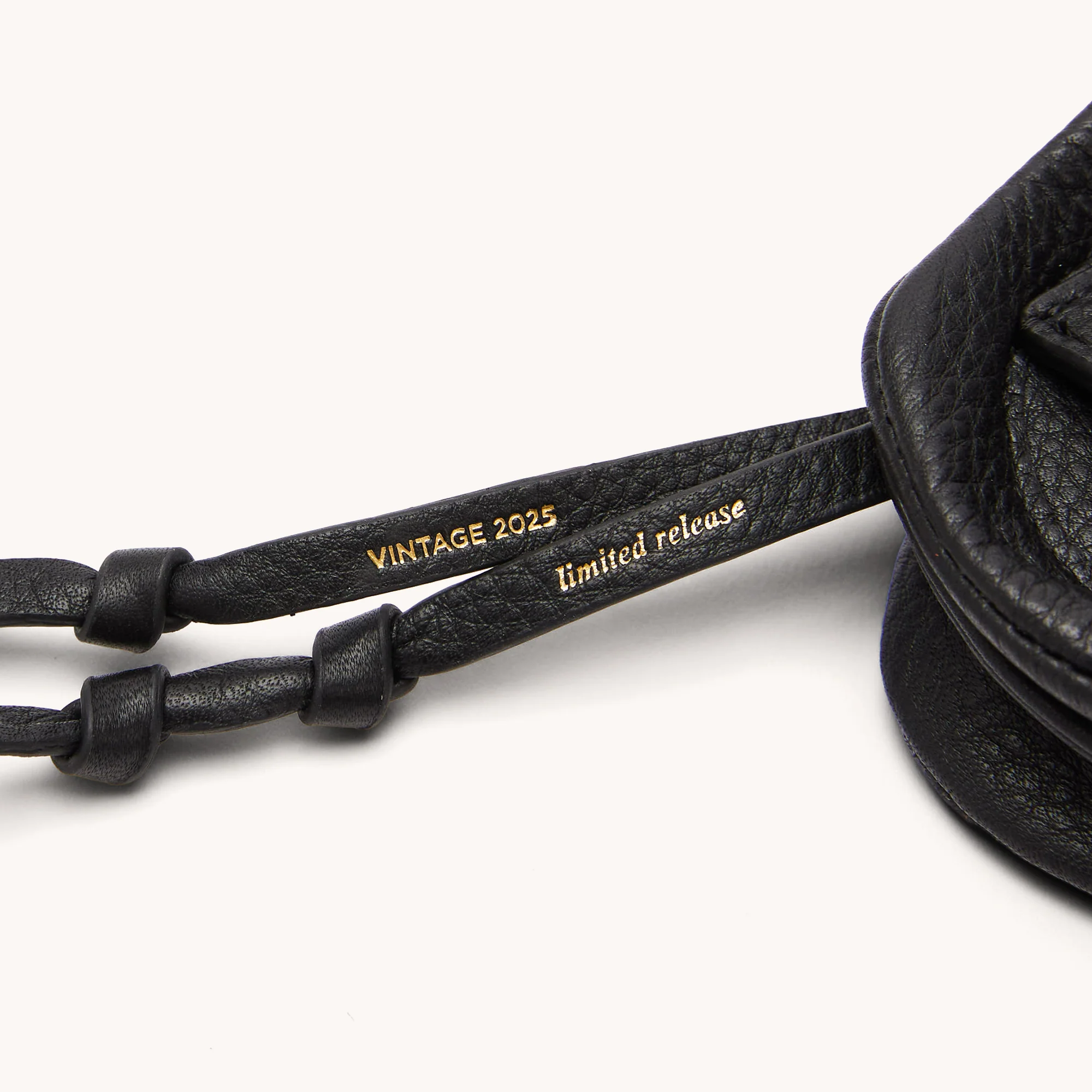 Vince Floral Charm | Black/Brushed Gold - Image 8