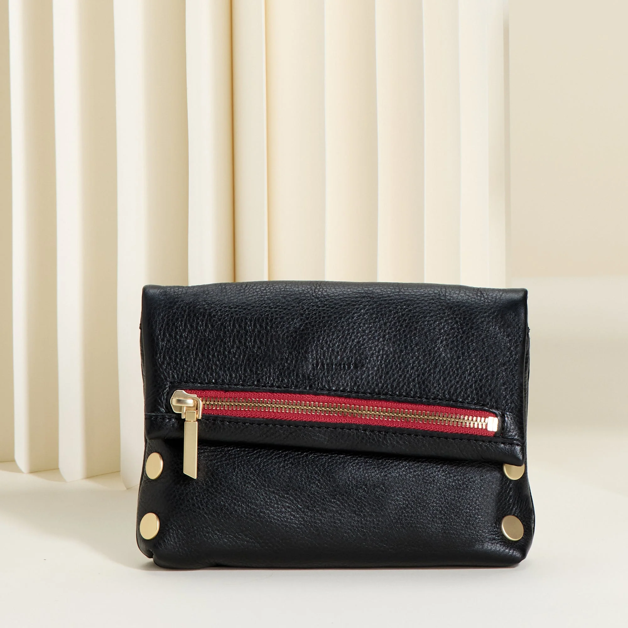 VIP | Black/Brushed Gold Red Zip | Sml - Image 8